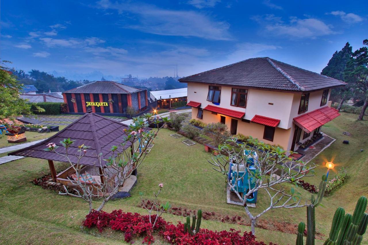 The Jayakarta Cisarua Hotel Puncak Exterior foto